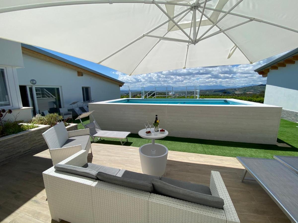 Thevilla Holiday Silvi Marina Exteriör bild
