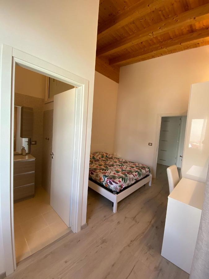 Thevilla Holiday Silvi Marina Exteriör bild